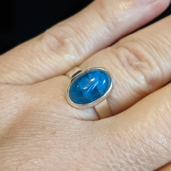 Natural Blue Apatite, 925 Silver Ring, Size 6.5 - Picture 2 of 8
